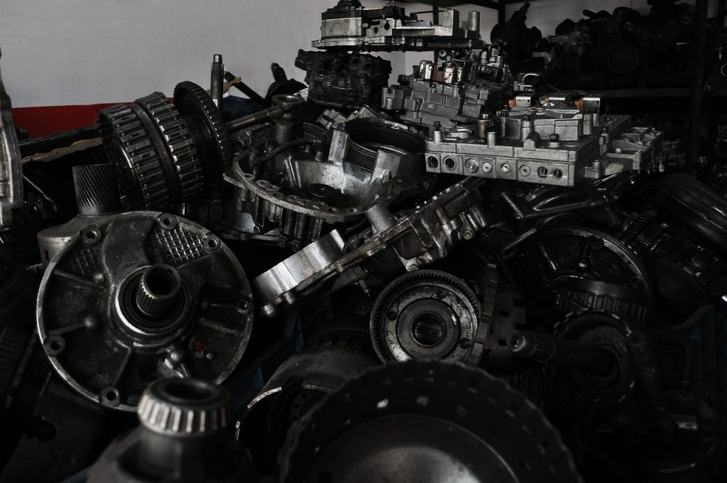 spare parts, auto parts, cars-2774041.jpg